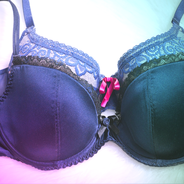 Bra Capsule Wardrobe for Full Busts: The Versatile Bra Drawer Guide ...