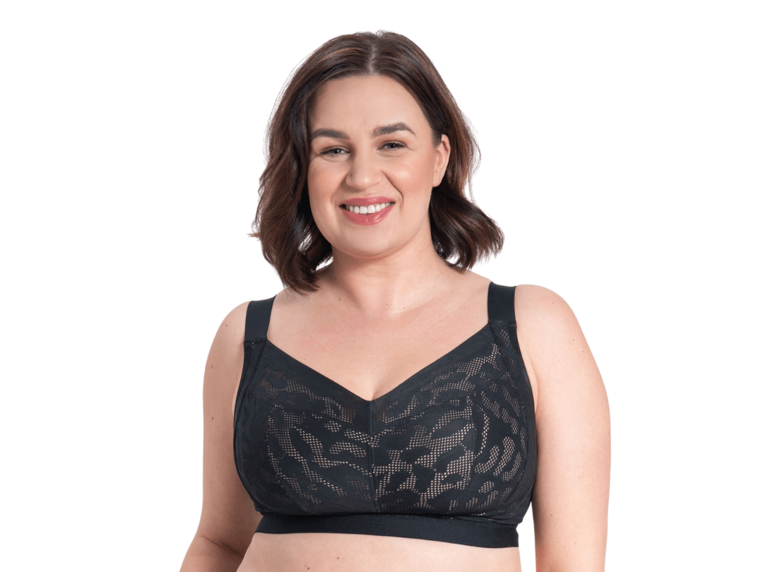 Model wearing Samanta Alex Wireless Polish Bra that still offers structure